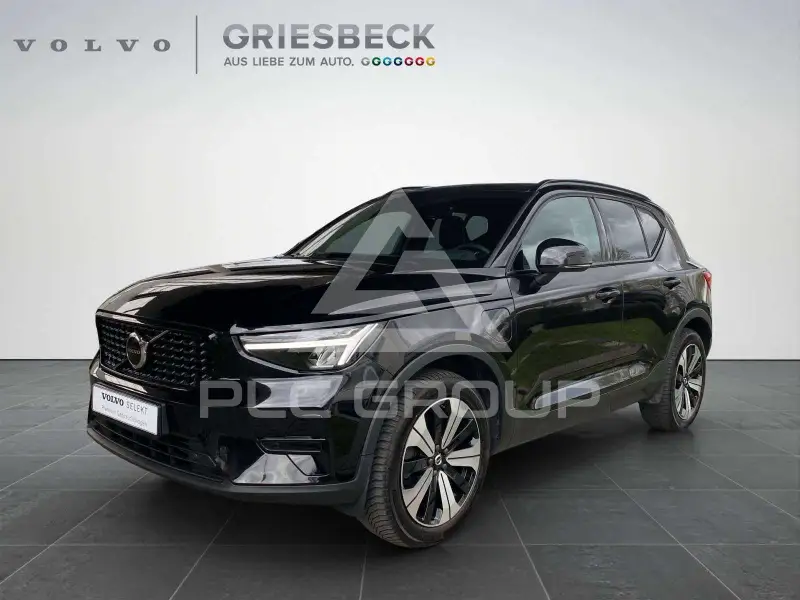 2022 Volvo XC40