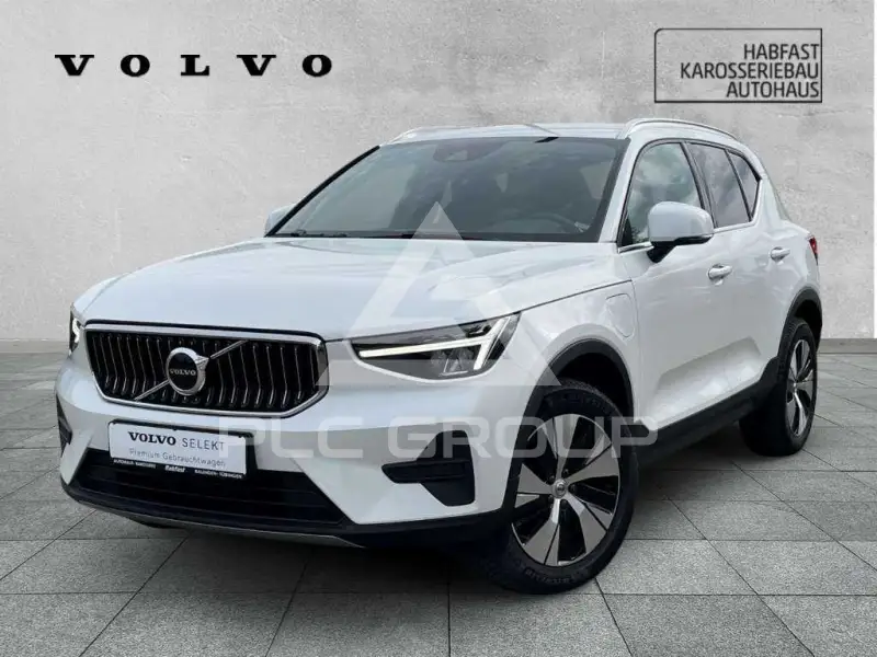 2022 Volvo XC40
