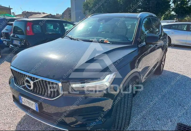 2022 Volvo XC40