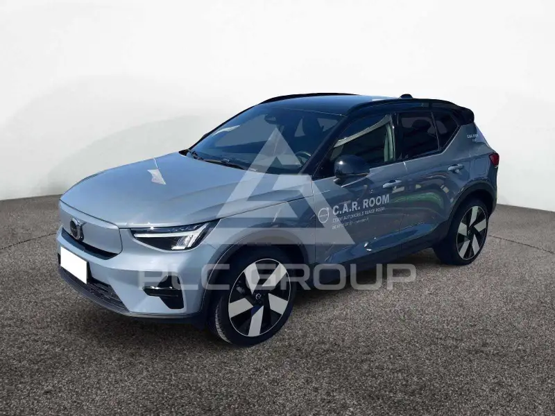 2022 Volvo XC40