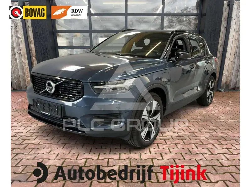 2022 Volvo XC40