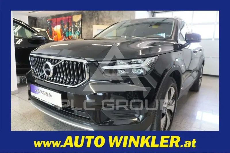2022 Volvo XC40