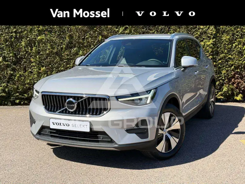 2022 Volvo XC40