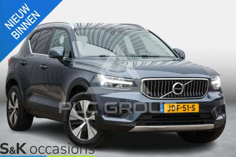 2022 Volvo XC40