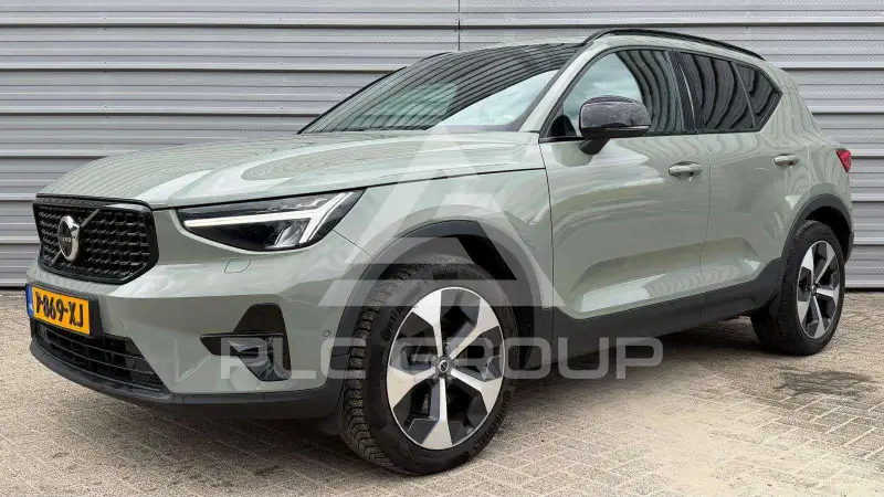 2022 Volvo XC40