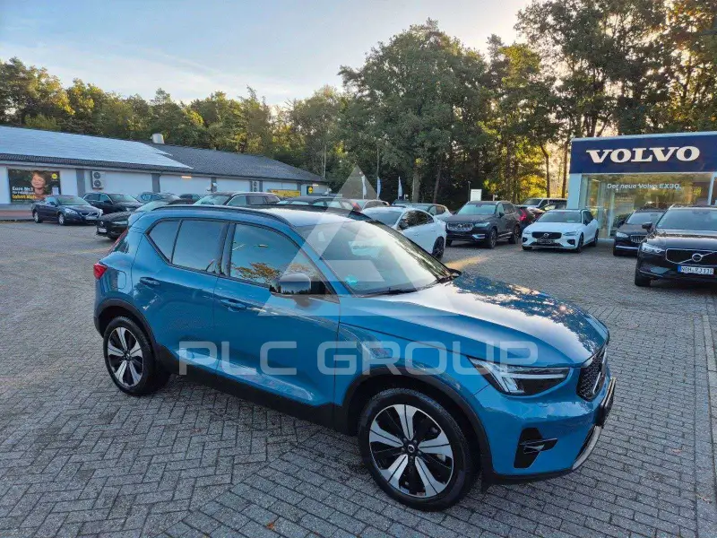 2022 Volvo XC40