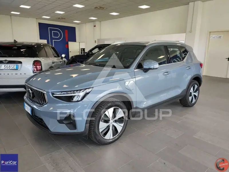 2022 Volvo XC40