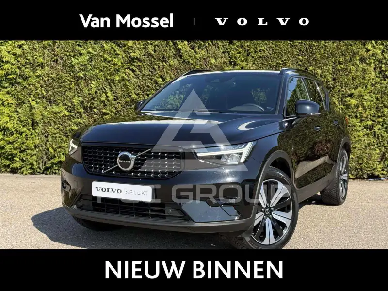 2022 Volvo XC40