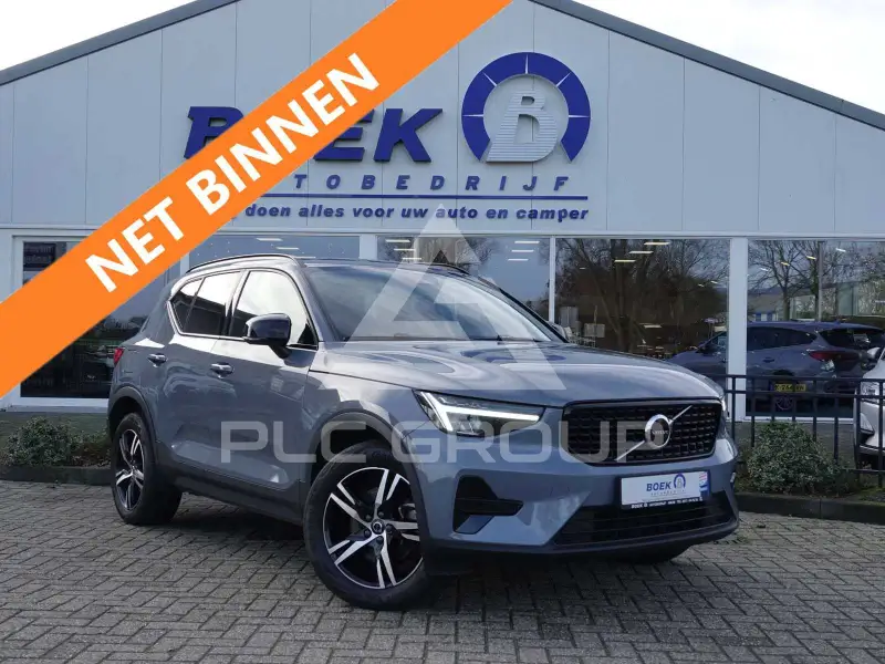 2022 Volvo XC40