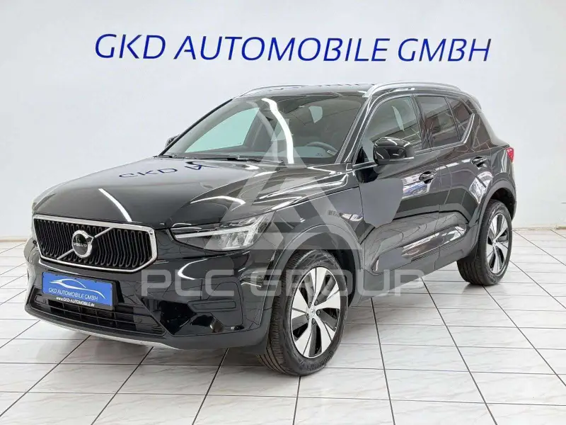 2022 Volvo XC40