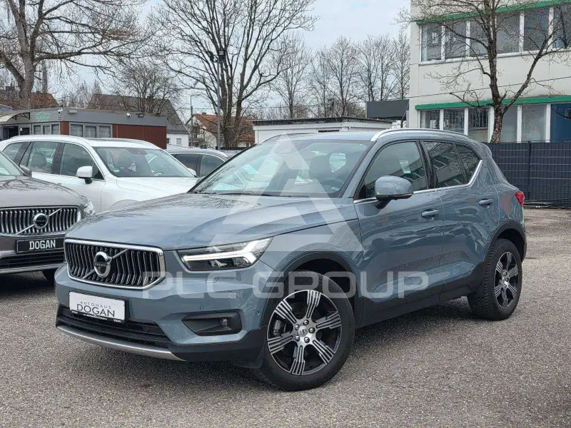 2022 Volvo XC40