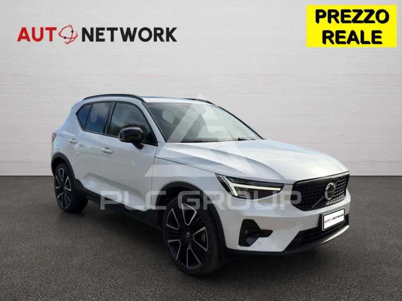 2022 Volvo XC40