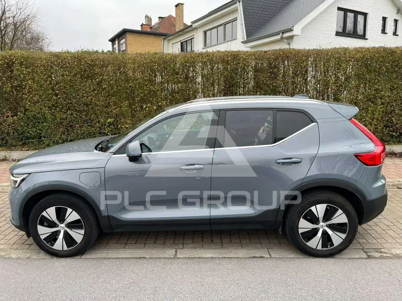 2022 Volvo XC40