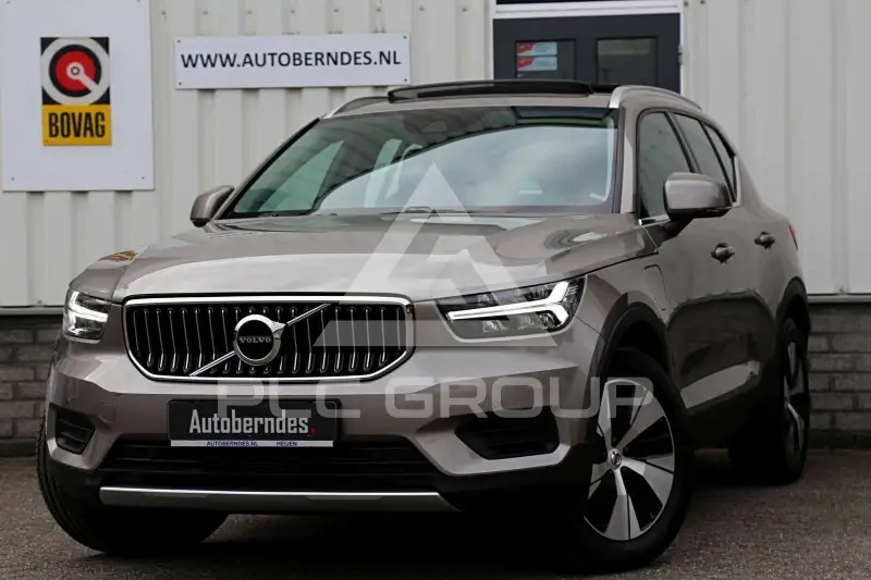 2022 Volvo XC40