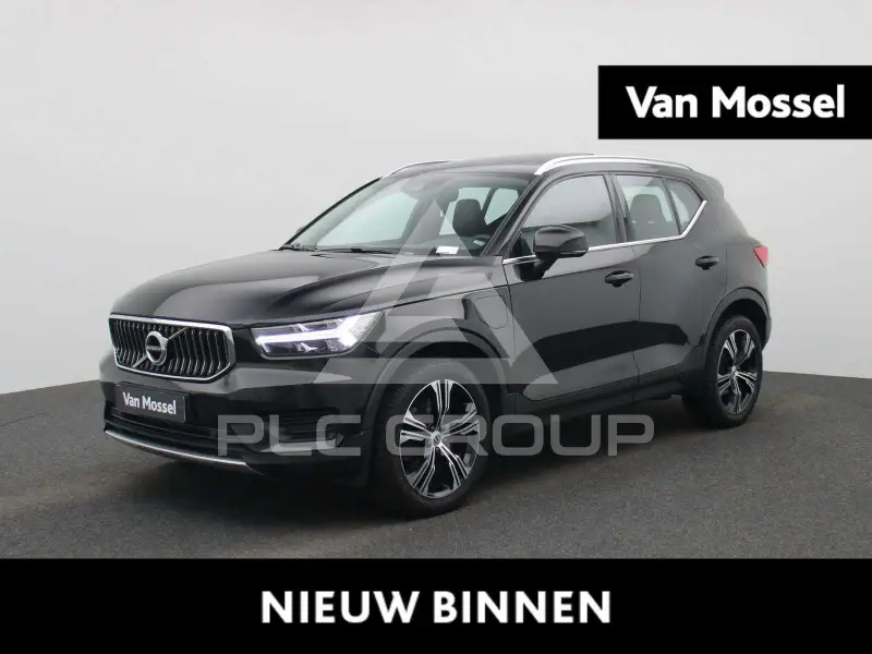 2022 Volvo XC40