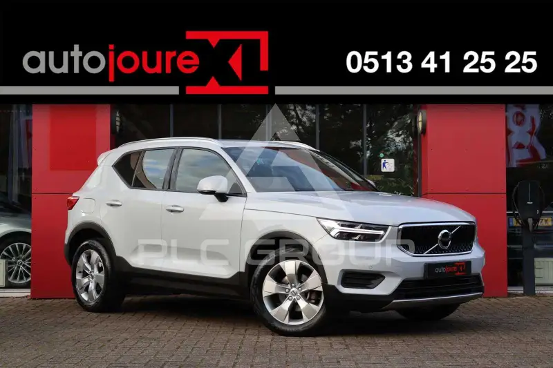 2022 Volvo XC40