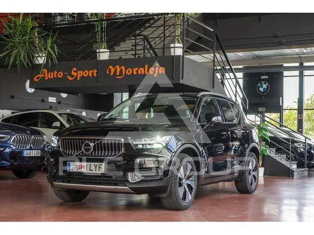 2022 Volvo XC40