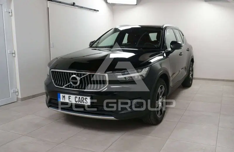 2022 Volvo XC40