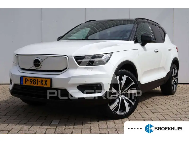 2022 Volvo XC40
