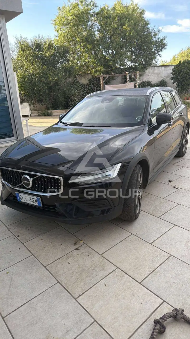 2022 Volvo V60