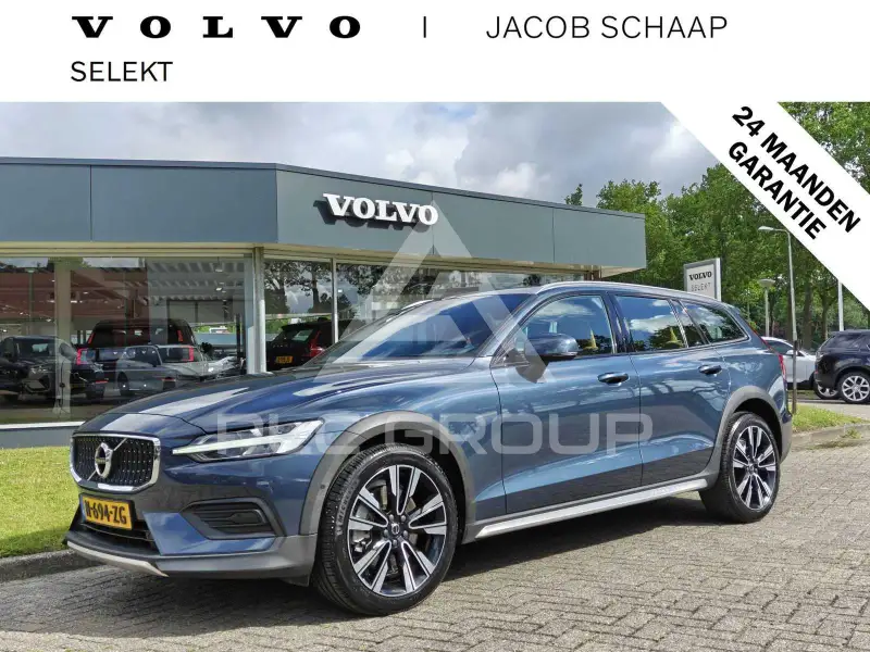 2022 Volvo V60