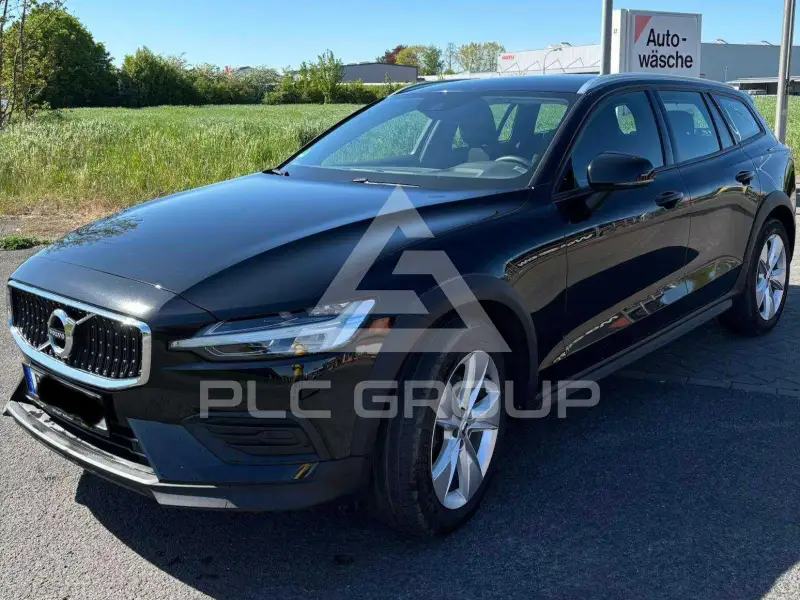 2022 Volvo V60