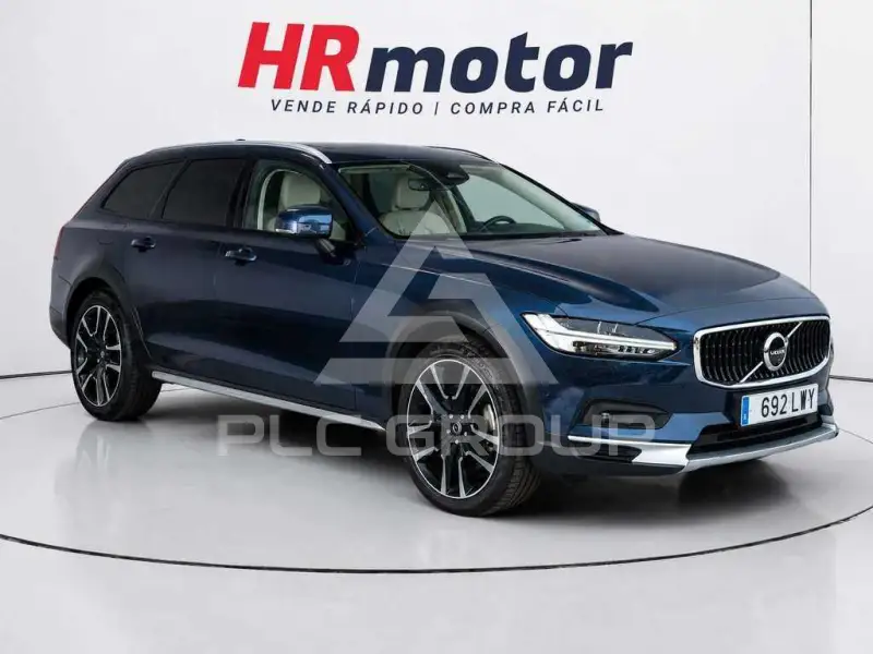 2022 Volvo V90