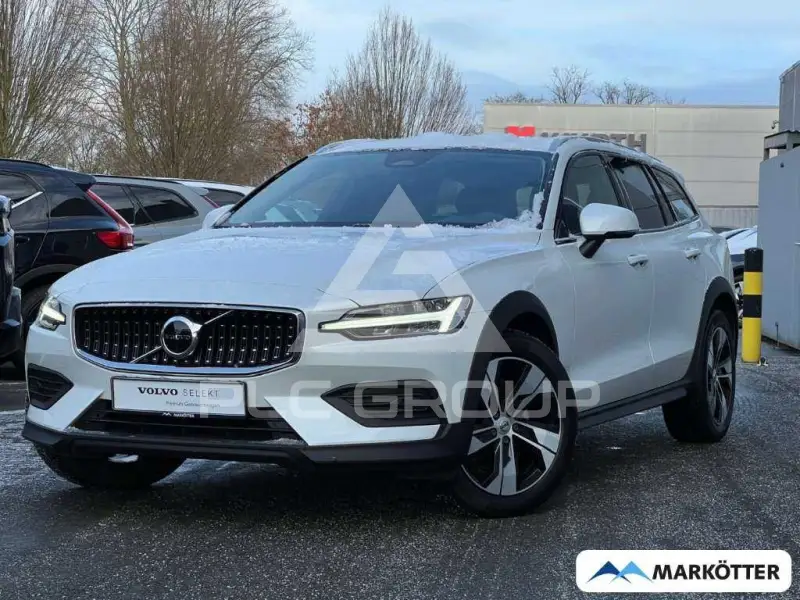 2022 Volvo V60