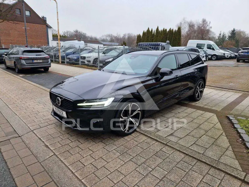2022 Volvo V60