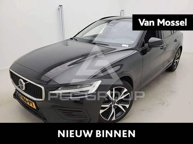 2022 Volvo V60