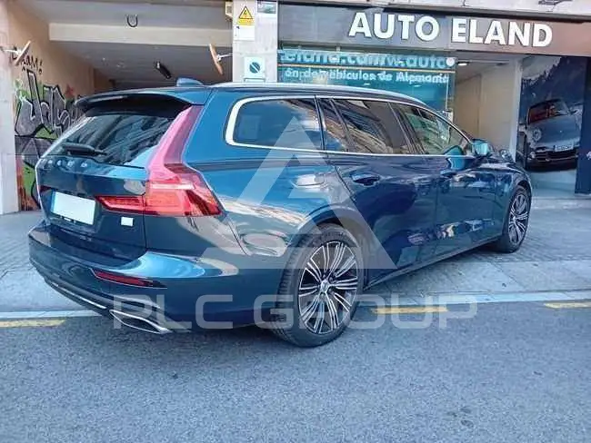 2022 Volvo V60