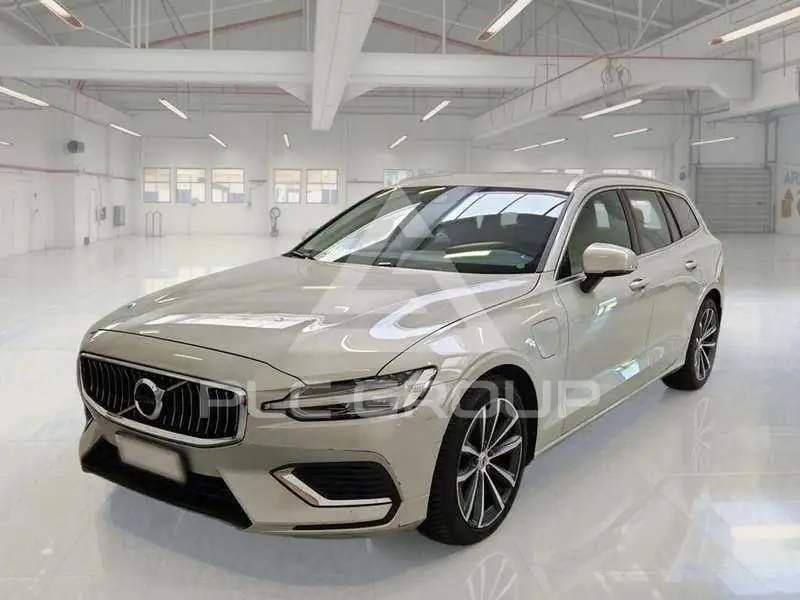 2022 Volvo V60