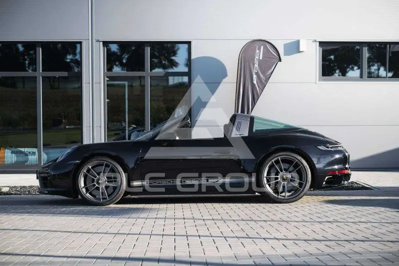 2022 Porsche 911