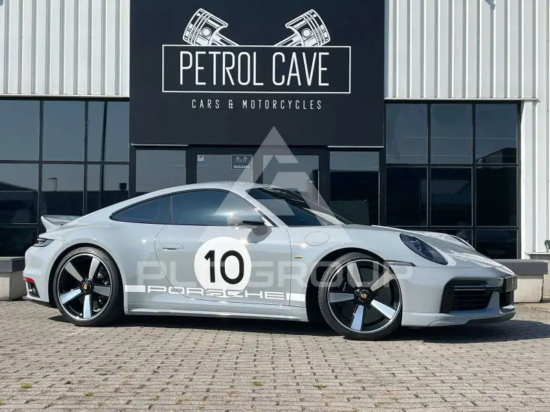 2022 Porsche 911