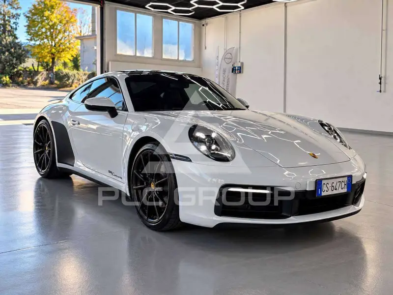 2022 Porsche 911