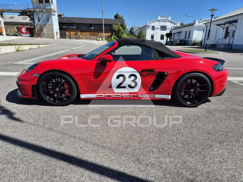 2022 Porsche 718