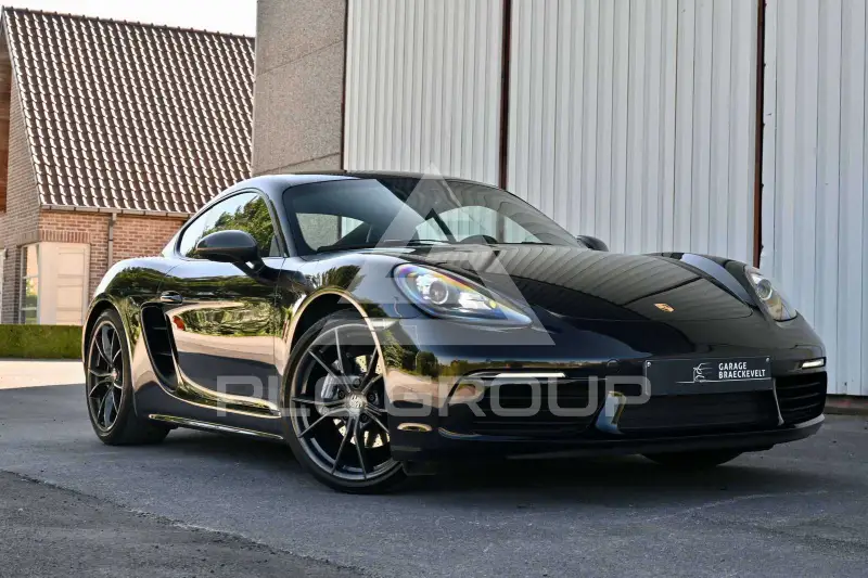 2022 Porsche 718