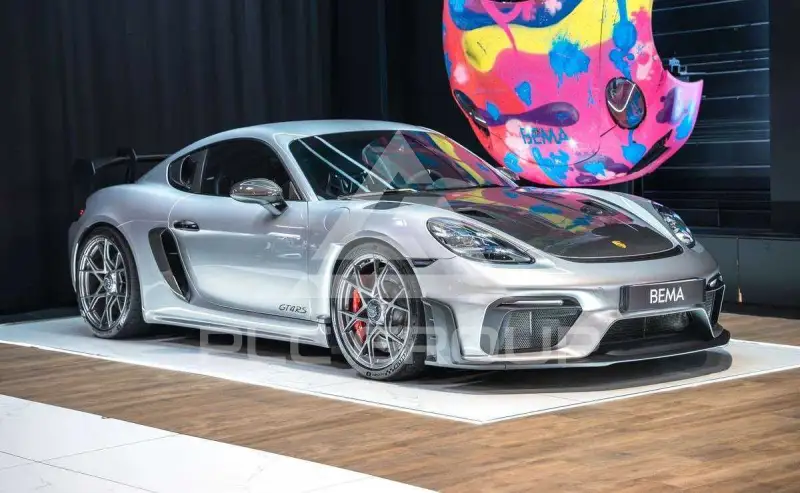 2022 Porsche 718