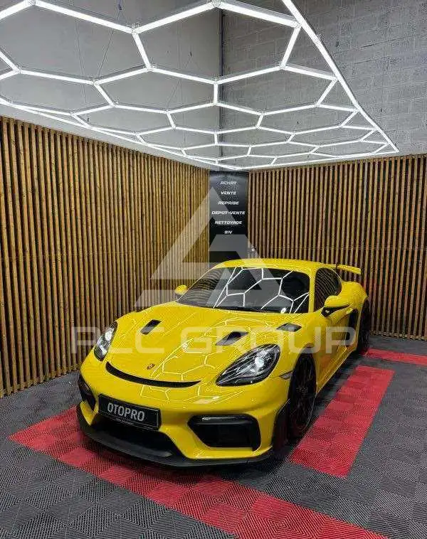 2022 Porsche 718