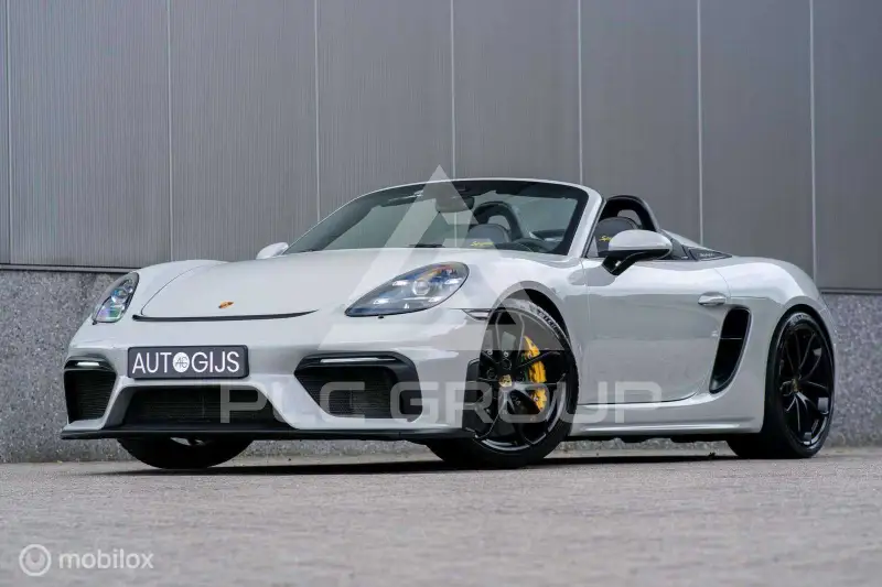 2022 Porsche 718