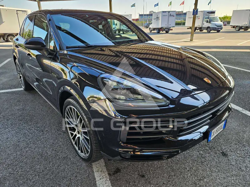 2022 Porsche Cayenne