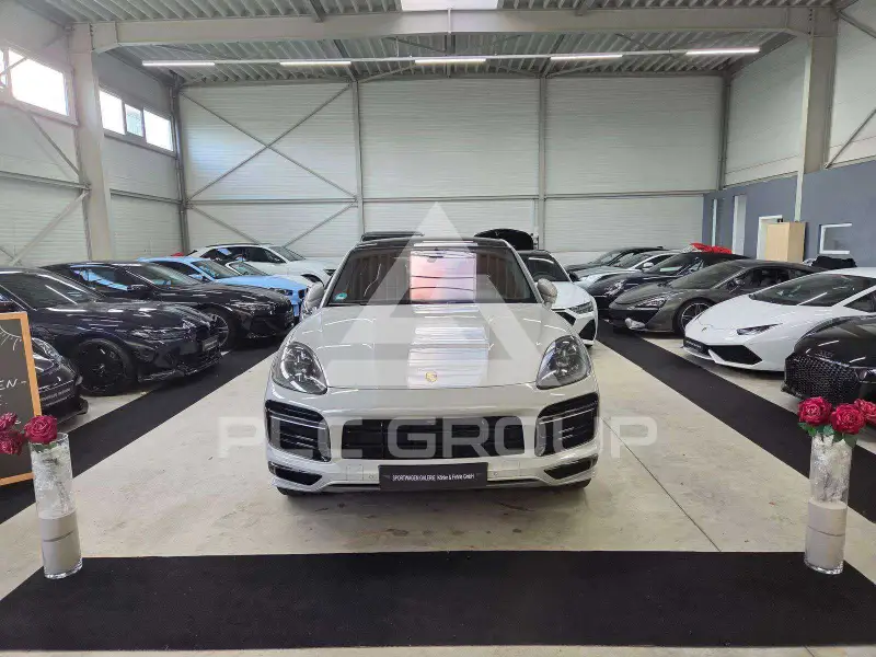 2022 Porsche Cayenne