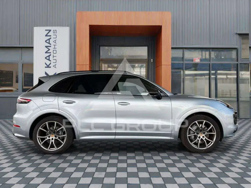 2022 Porsche Cayenne