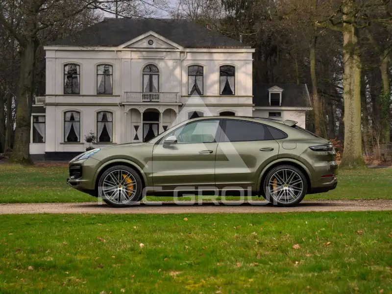 2022 Porsche Cayenne