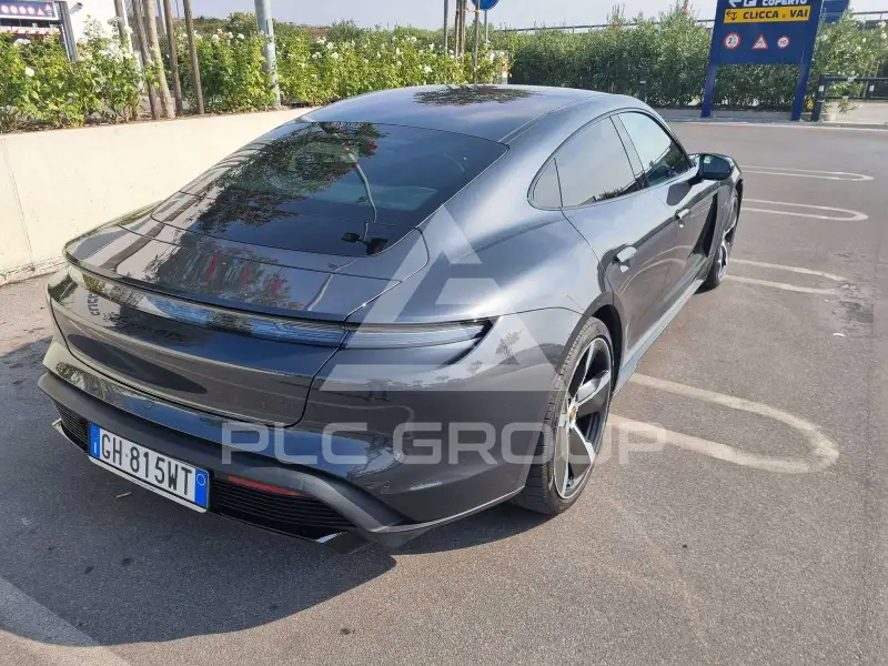 2022 Porsche Taycan