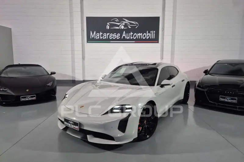 2022 Porsche Taycan