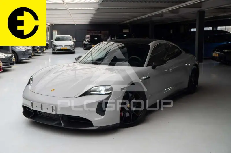 2022 Porsche Taycan