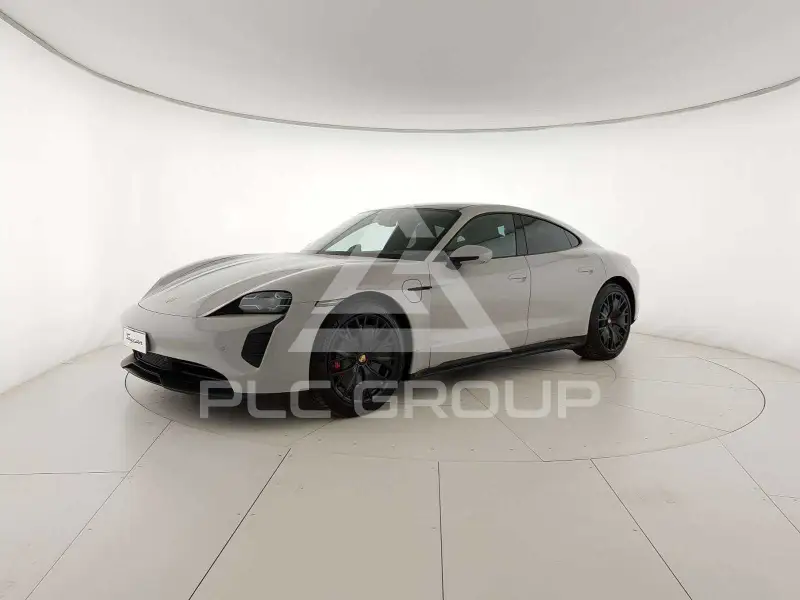 2022 Porsche Taycan