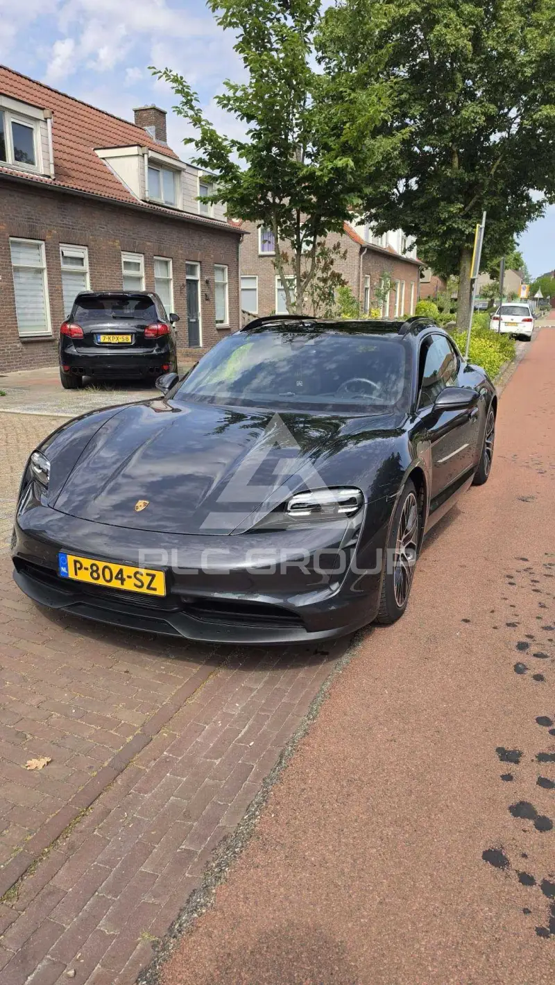2022 Porsche Taycan