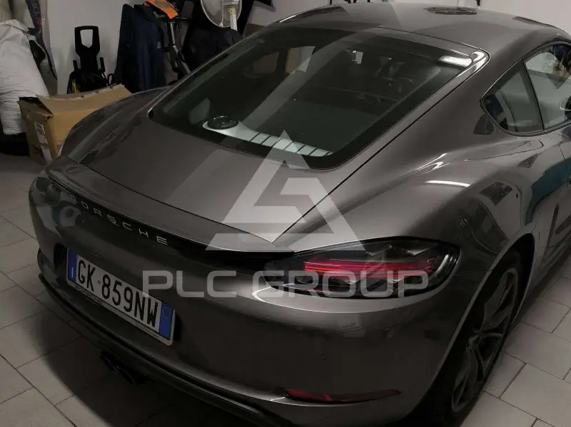 2022 Porsche Cayman
